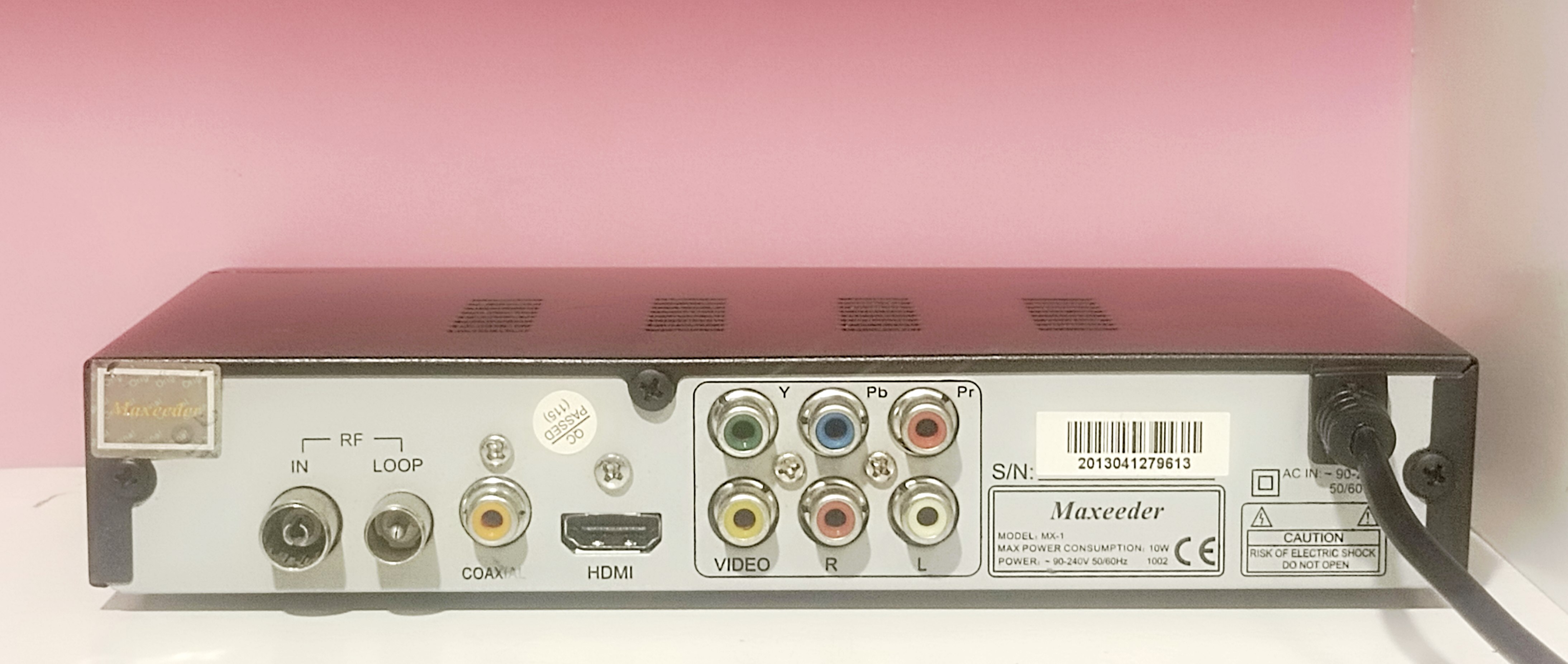 تصویر گیرنده دیجیتال مکسیدر MX-1 مدل 1002 در حد نو ویترینی کاملاً سالم با یک سال ضمانت